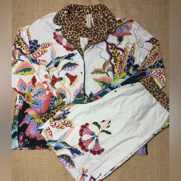 Sarah Gordon x Anthropologie large Tiger Pajama Flannel Set - Picture 2 of 9